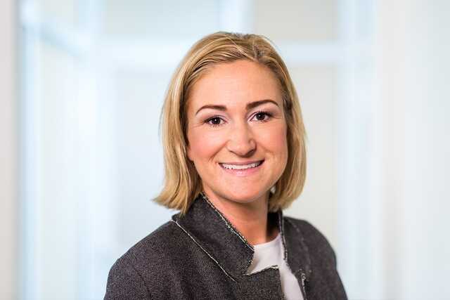 Stephanie Franke - Service